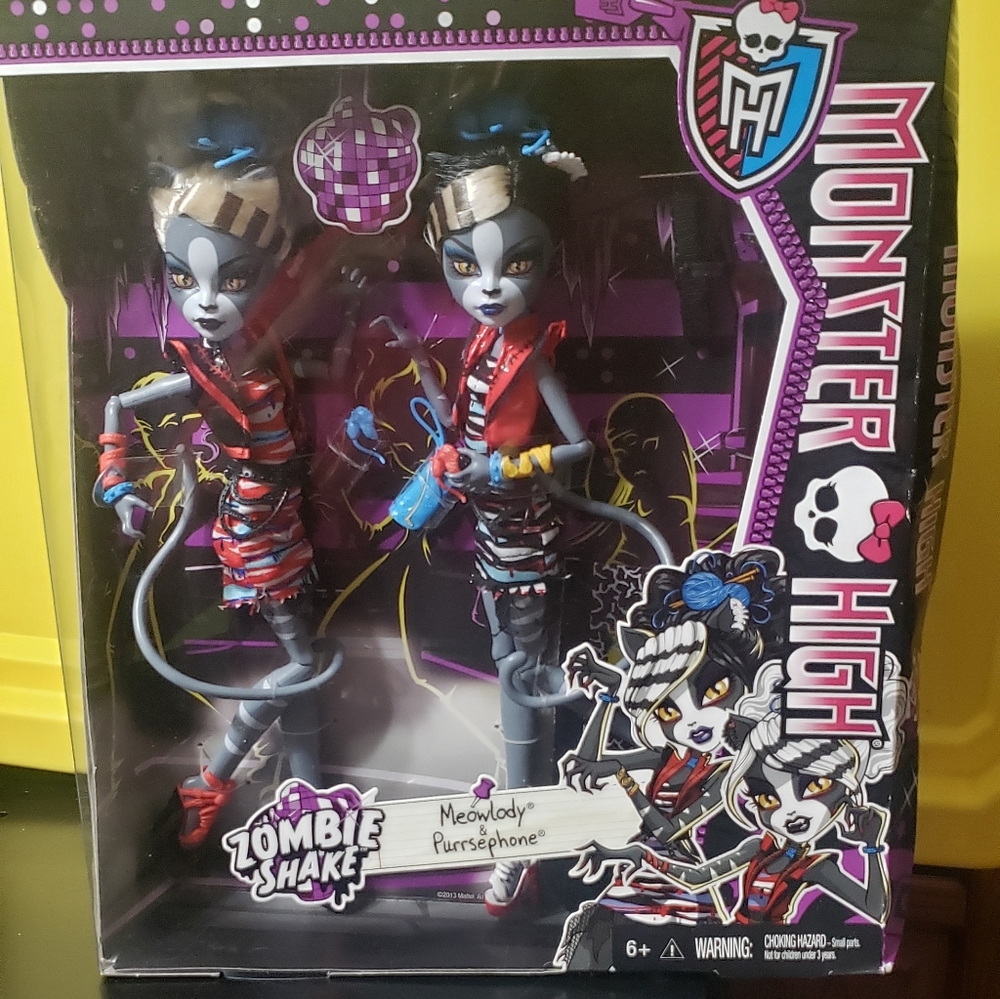 Monster High Meowlody  Purrsephone zombie shake